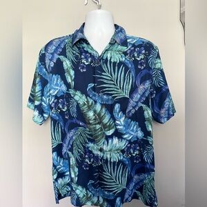 Tommy Bahama 100% silk Hawaiian shirt. Blues/greens floral. New. Size Medium